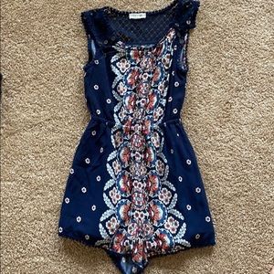 Von Maur “Taylor and Sage” romper